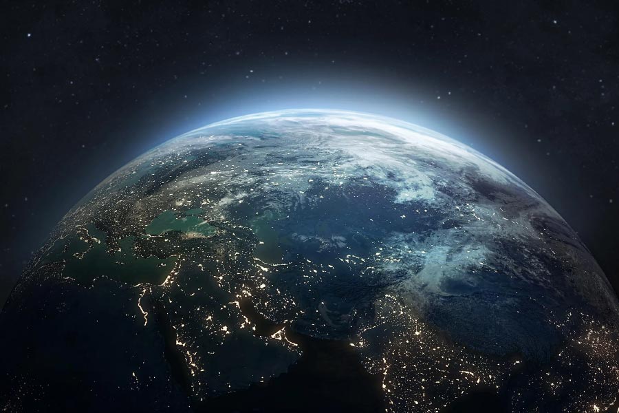 Researchers want to spray diamond dust worth trillions of dollars to cool of Earth temperature