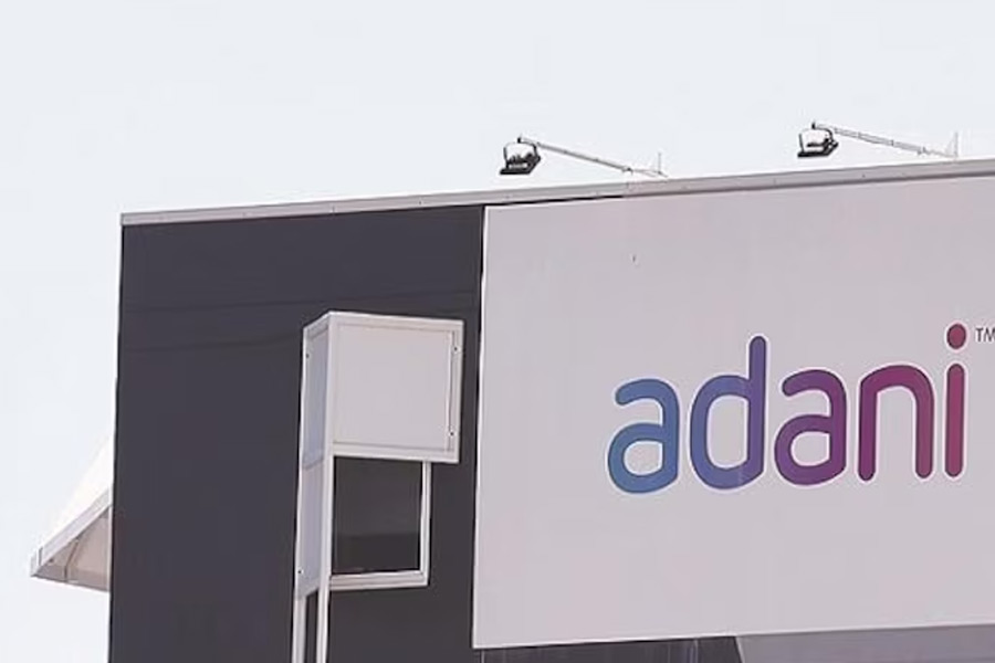 Gautam Adani big loss as around 74 Crore dollar deal with Adani Energy suspends by Kenyan High court 