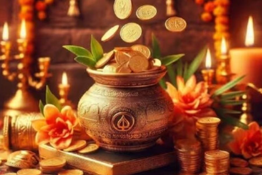 ধনতেরস অর্থাৎ ধন ত্রয়োদশী। কৃষ্ণপক্ষের তেরো নম্বর দিনে এই উৎসব পালিত হয় দেশ জুড়ে। এ বছর ধনতেরস ২৯ অক্টোবর ২০২৪, মঙ্গলবার পড়েছে।  