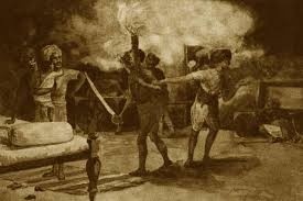 কিন্তু বেশির ভাগ ক্ষেত্রেই লুঠ করা সামগ্রী সাধারণ বা গরিব মানুষদের মধ্যে বিলিয়ে দিত ডাকাতেরা।