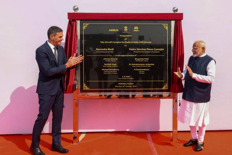 Airbus C295 military transport aircraft project of Vadodra Gujarat is a game changer for India know experts opinion