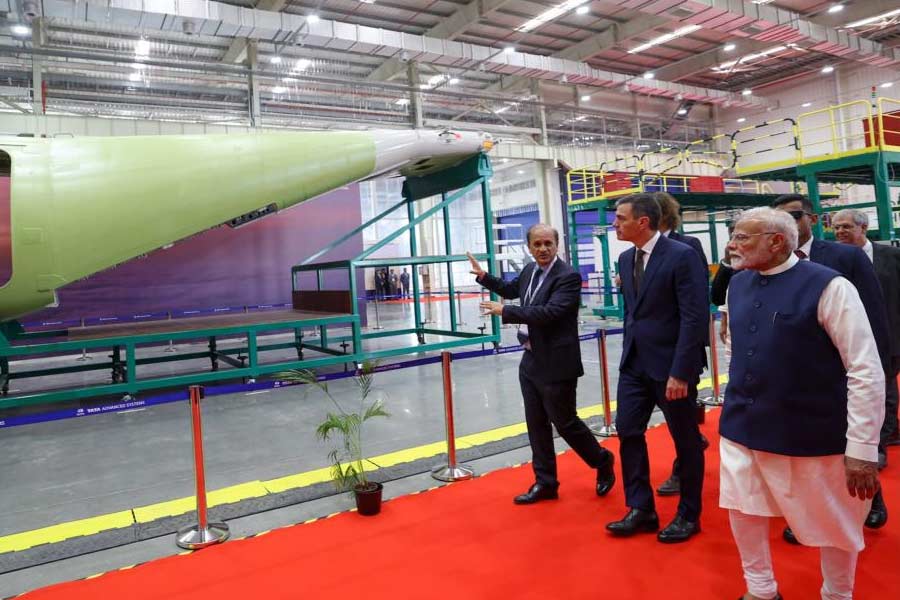 Airbus C295 military transport aircraft project of Vadodra Gujarat is a game changer for India know experts opinion