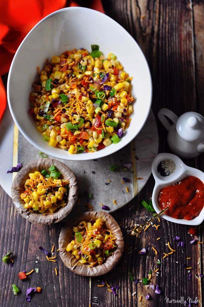 টক-ঝাল-মিষ্টির মিশেলে তৈরি করে নিন ‘কর্ন ভেল’। মাত্র ১০ মিনিটেই এটি বানিয়ে নিতে পারেন। 