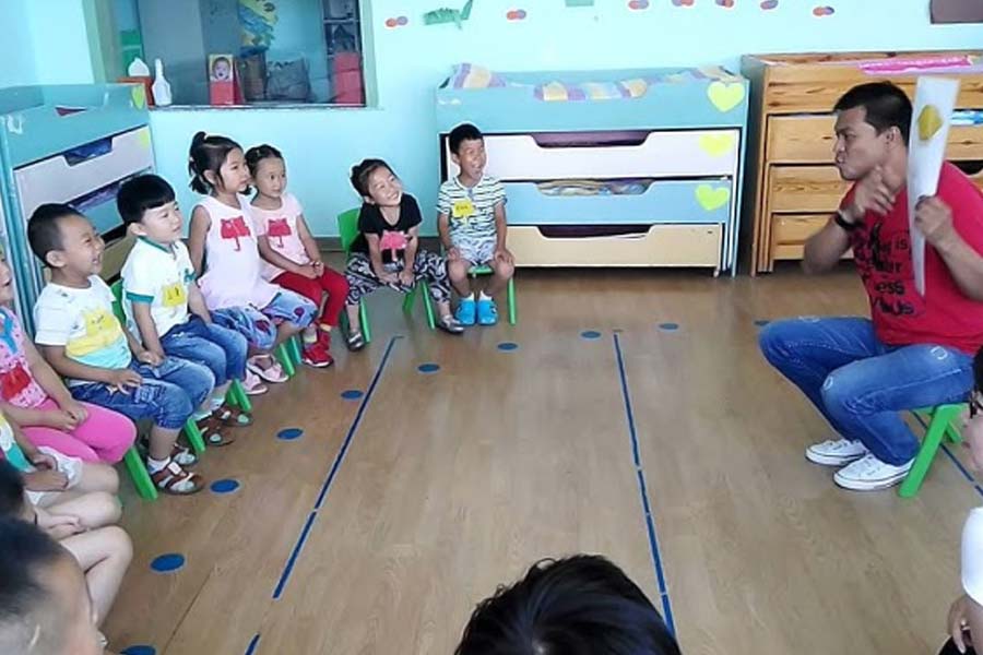 Thousands of famed kindergartens have been closed in china