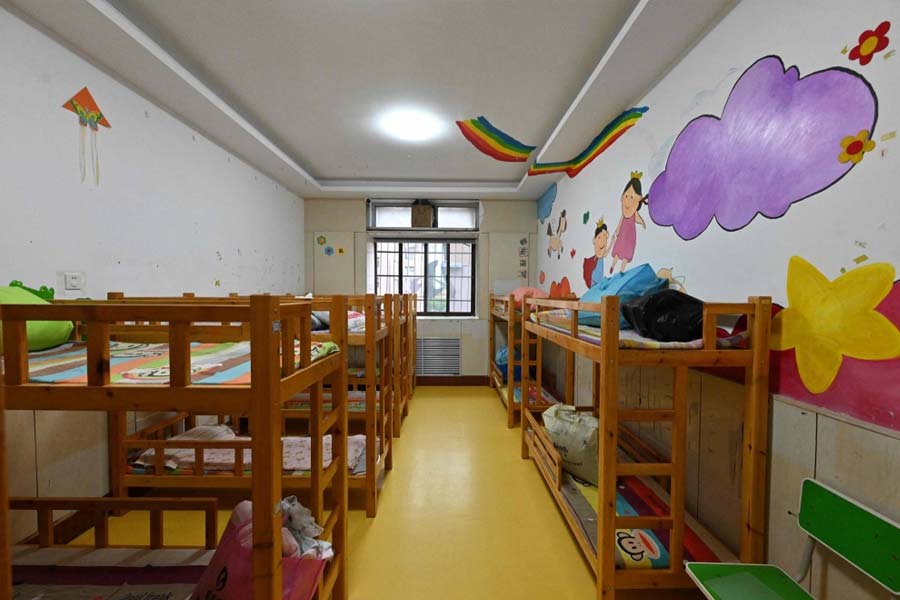Thousands of famed kindergartens have been closed in china