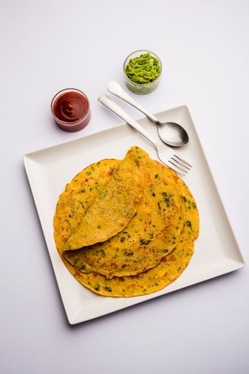 ডাল চিল্লা।