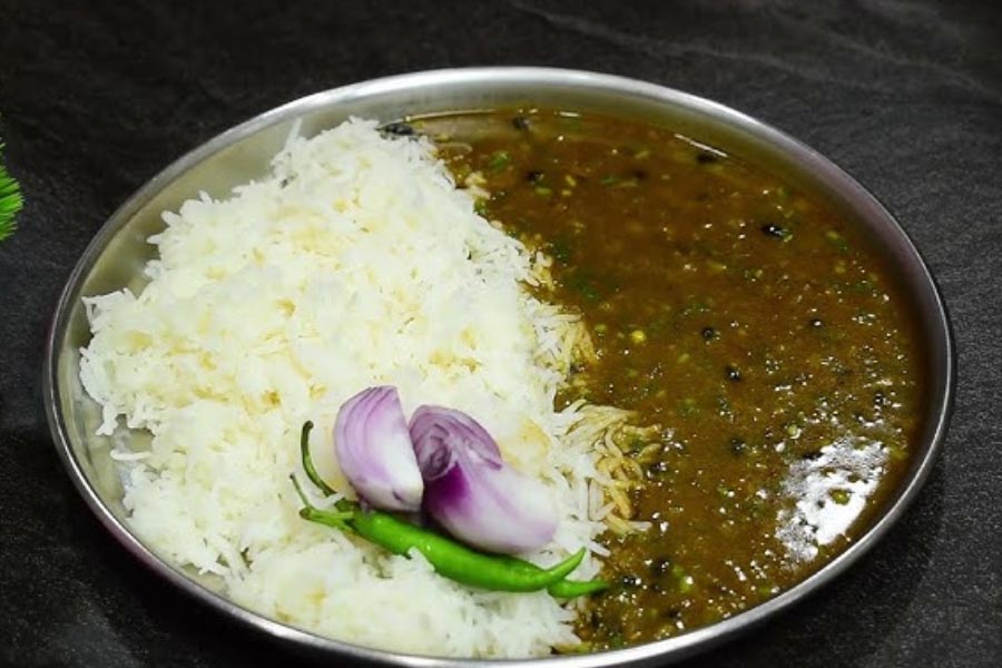 গাড়ওয়ালের জনপ্রিয় পদ চাইসু ভাত।
