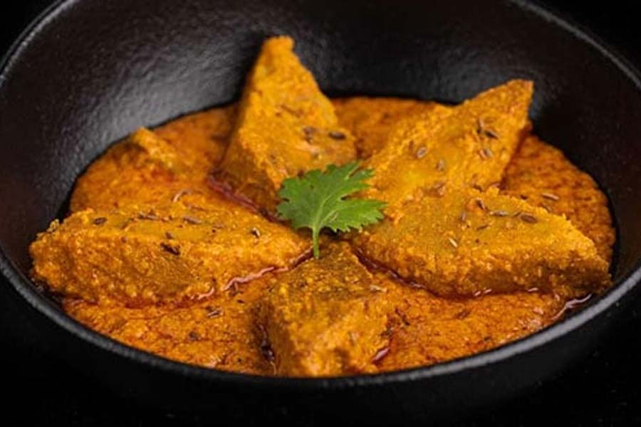 মহাভোগে থাকবে ধোঁকার ডালনাও।