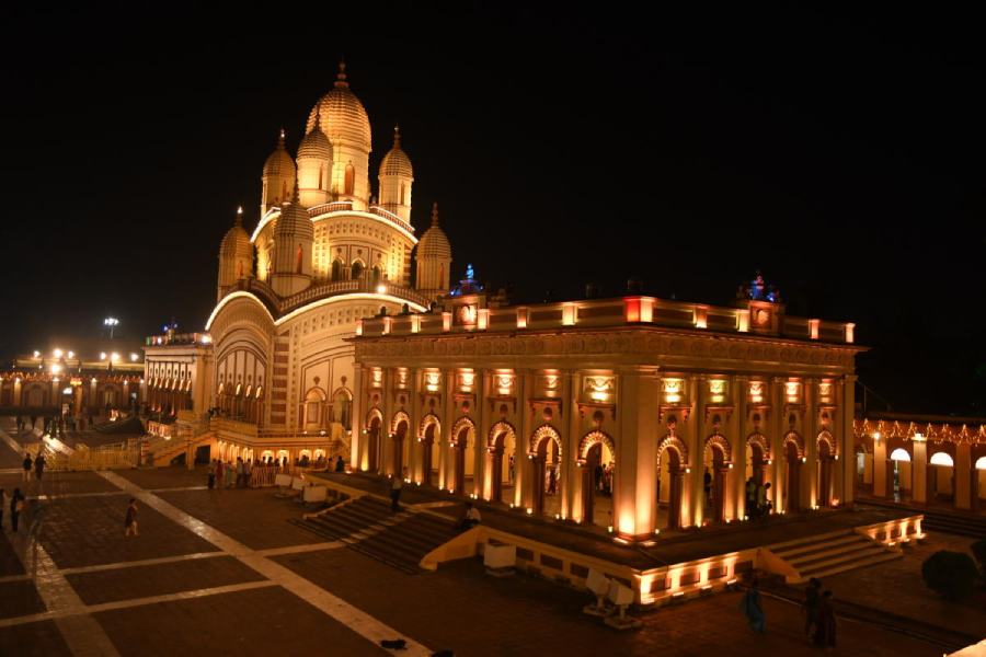 This is the first time the temple authorities have planned to put new things in the traditional puja of Dakshineswar