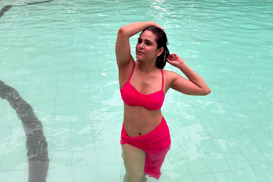 Meet bollywood actress Madhurima Tuli, know about her career and relationship