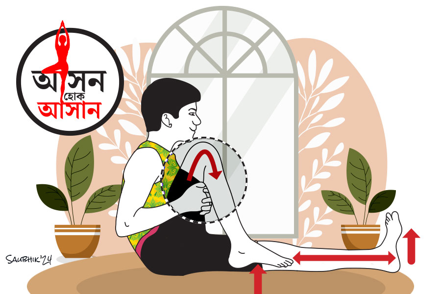 Simple knee bending posture in Yogasana to try before Durga Puja