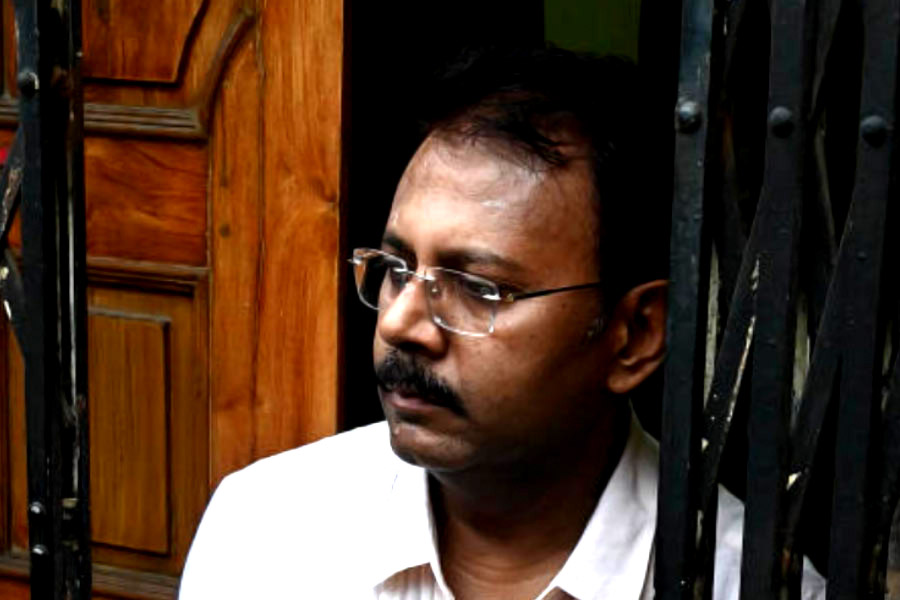 ED went to presidency jail for questioning to Sandip Ghosh