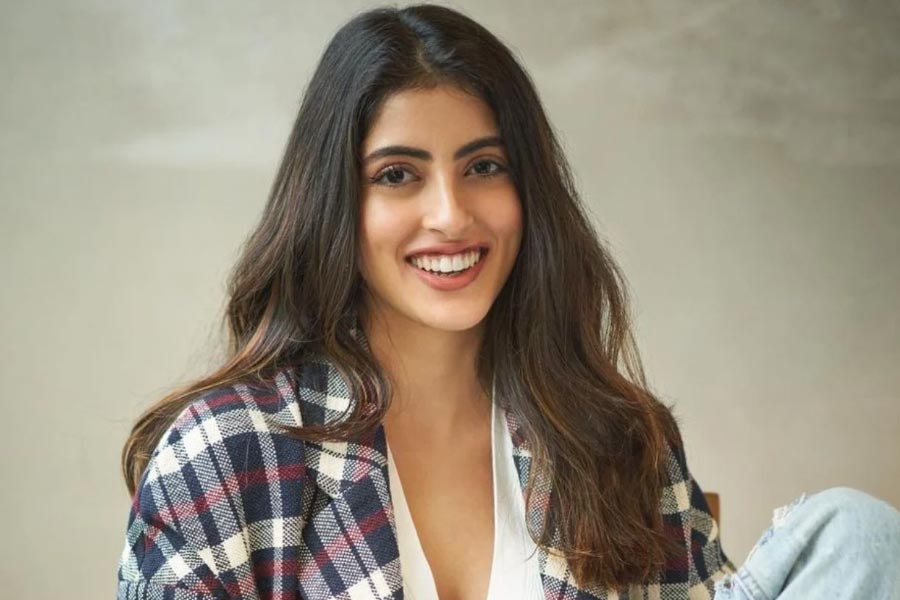 Amitabh Bachchan’s granddaughter Navya Naveli Nanda has got strong CV, IIM professor responded about the admission