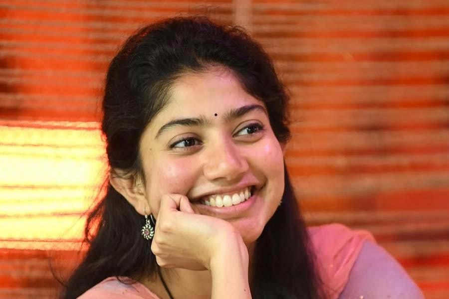 From Sai Pallavi to Manushi Chillar, Indian actors who are doctors by profession