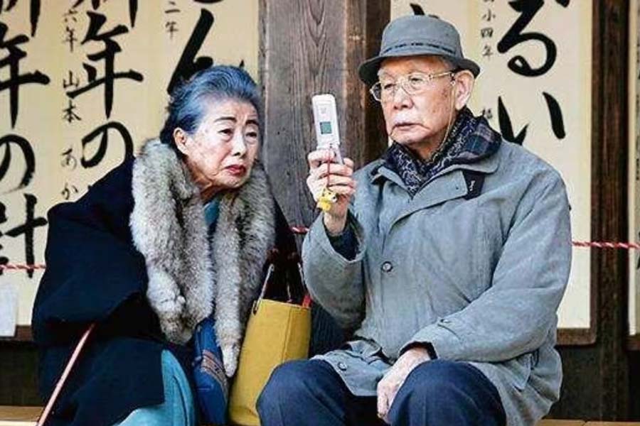 40 thousand Old people died alone in Japan this year