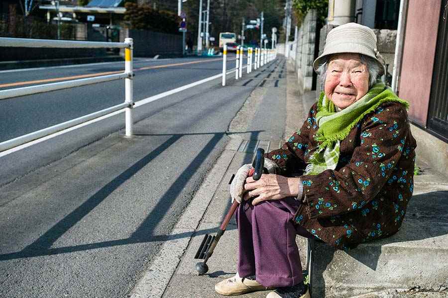 40 thousand Old people died alone in Japan this year