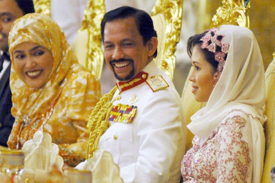 Hassanal Bolkiah, who made gold palace for residency, will welcome prime minister Narendra Modi on his Visit to Brunei