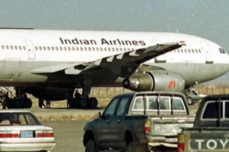 All need to knows about Indian Airlines Flight 814 Hijack