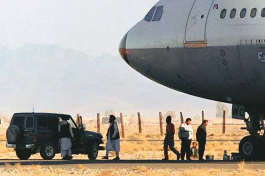 All need to knows about Indian Airlines Flight 814 Hijack