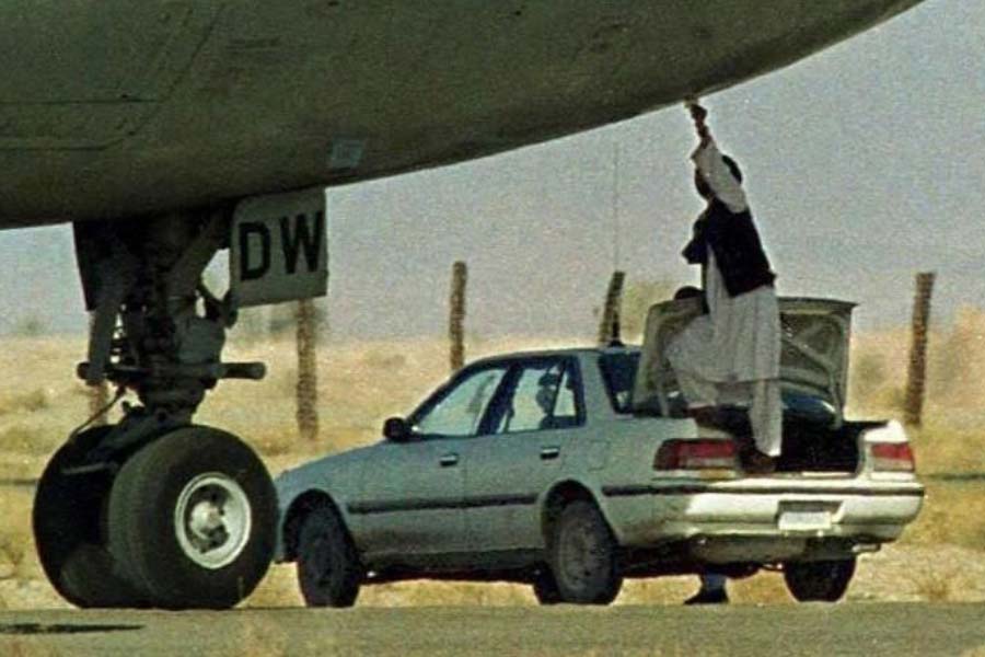 All need to knows about Indian Airlines Flight 814 Hijack