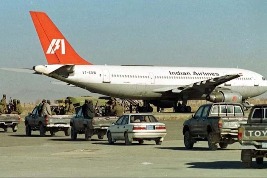 All need to knows about Indian Airlines Flight 814 Hijack