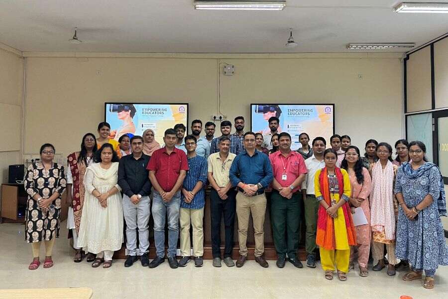 IIT Kharagpur officials with the participants after the workshop.