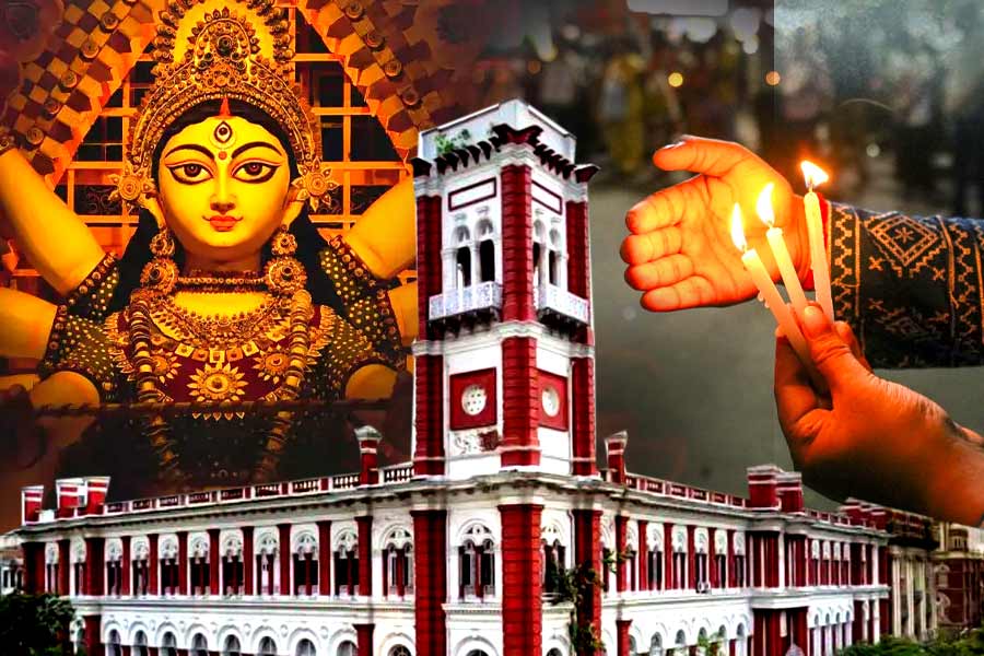 Kolkata Police has given a list of roads to KMC asking to renovate before Durga Puja 2024