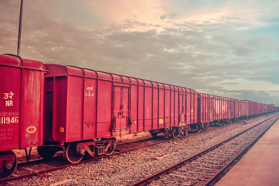 Current situation of Indian Economy report of World Bank GDP Chinese economy