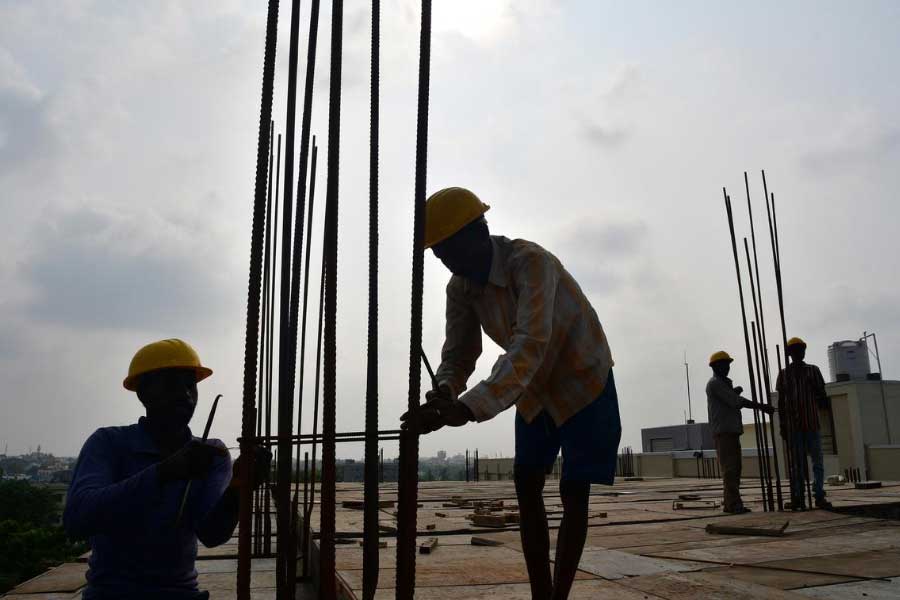 Current situation of Indian Economy report of World Bank GDP Chinese economy