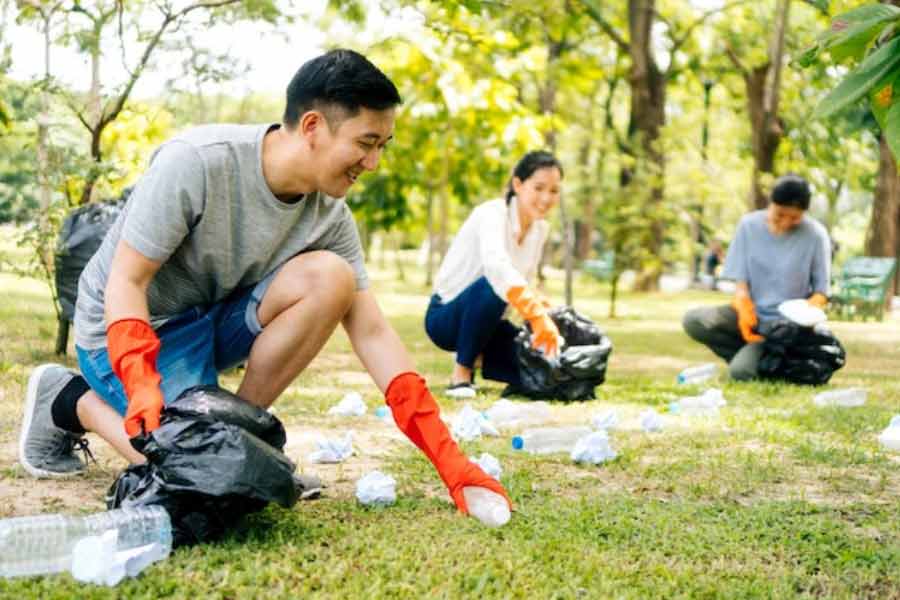 Where did the trash can go in japan