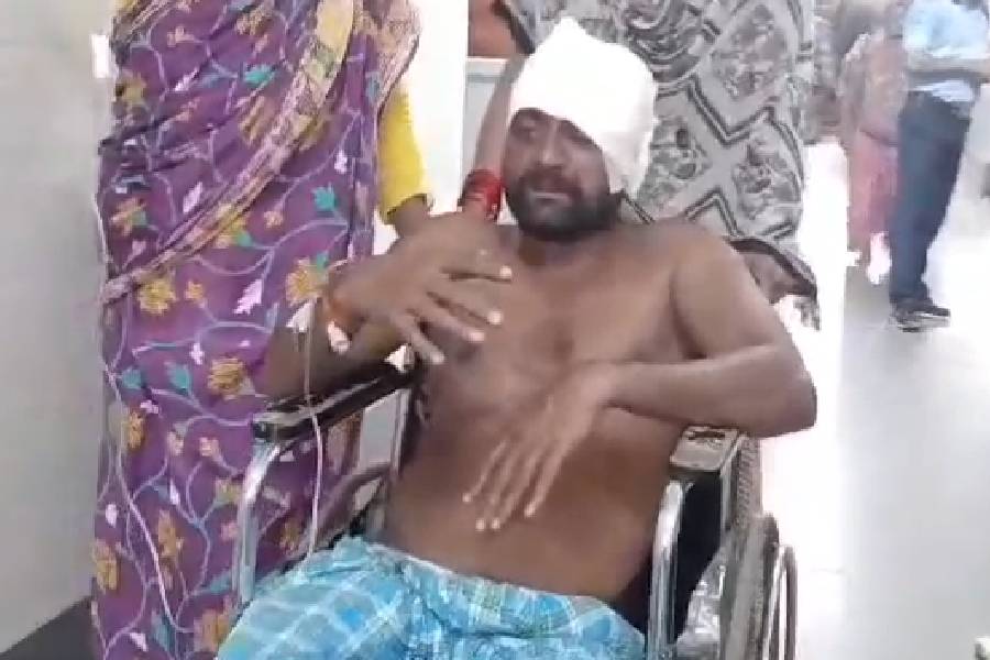 TMC Leader attacked by some goon in Kandi