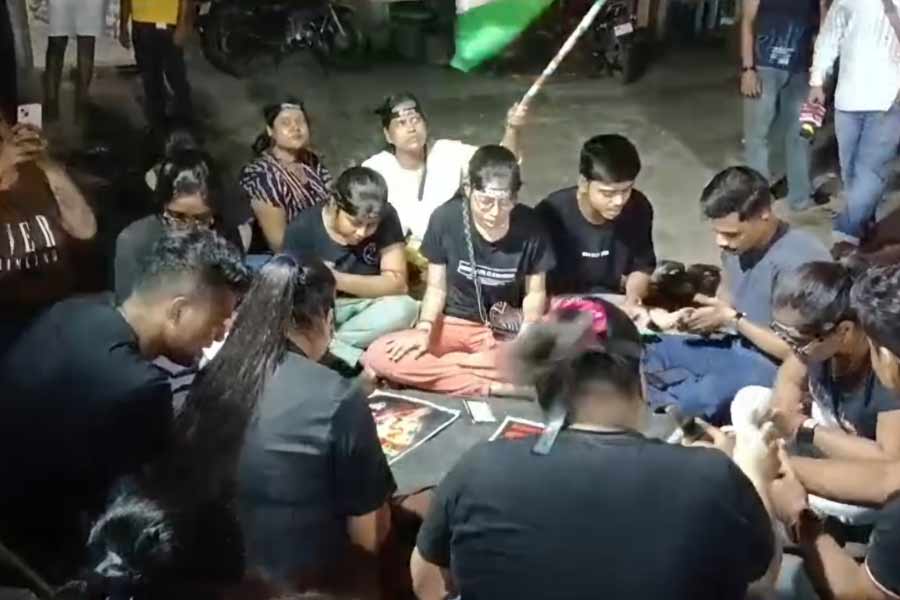 বসিরহাটে চলছে প্রতিবাদ কর্মসূচি।