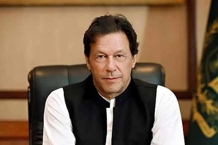 Massive oil, gas reserves found in Pakistan coast according to media 