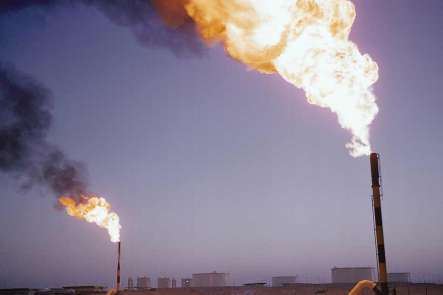 Massive oil, gas reserves found in Pakistan coast according to media 