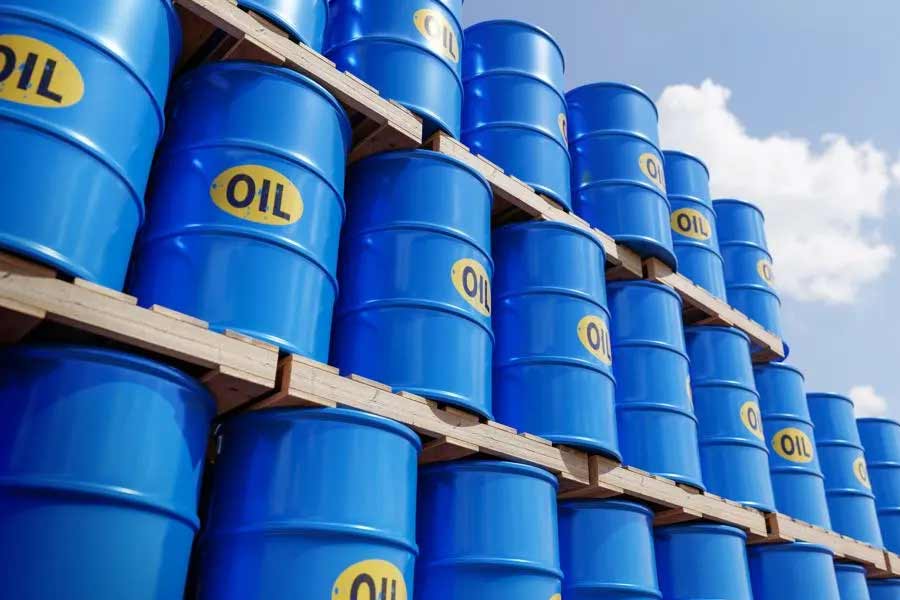 Massive oil, gas reserves found in Pakistan coast according to media 