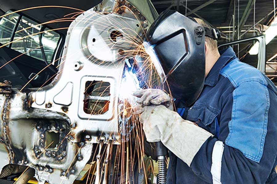 Unsold car inventory rises in India, says FADA 