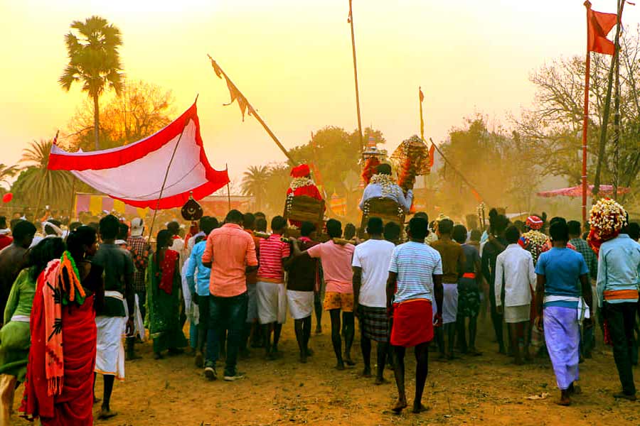 Court in baster at a temple holds Gods guilty and punishes them 