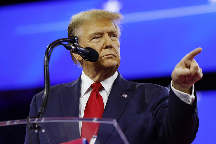 Donald Trump threatens of imposing 100% tariff to defend dollar dominance 