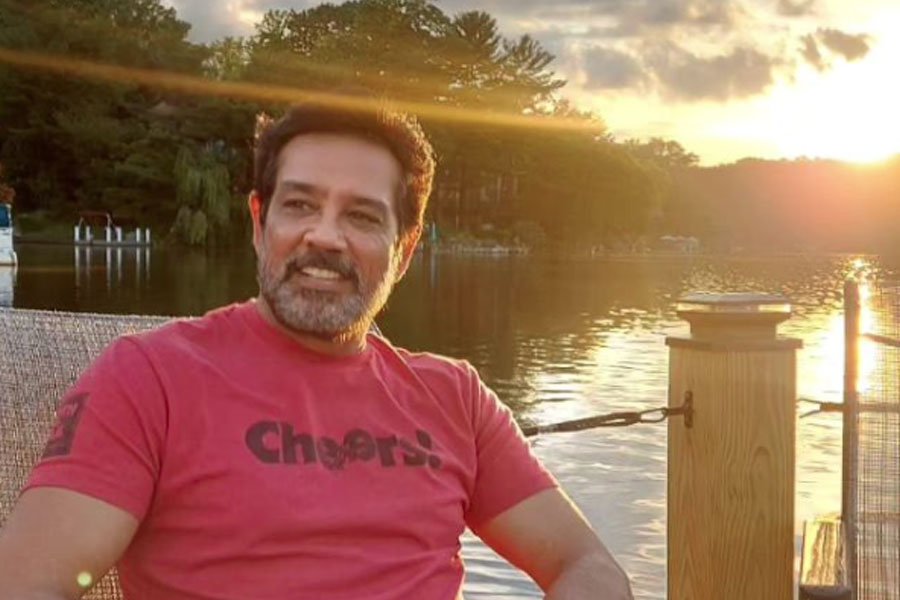 Meet actor Anup Soni, who flopped in bollywood, had no works for six years