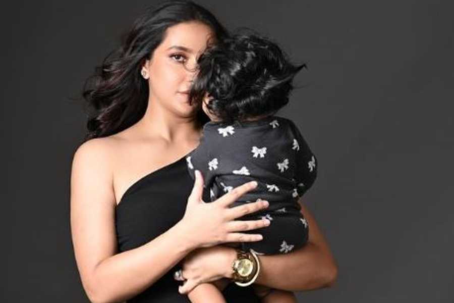 Subhashree Ganguly reveals the face of her daughter Yalini on her son Yuvan’s birthday