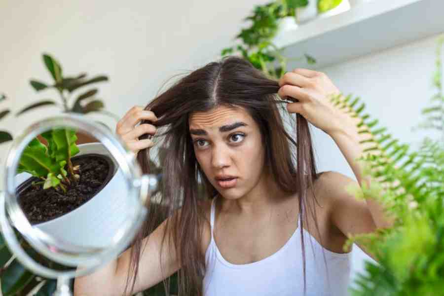 Bad habits that are ruining your hair