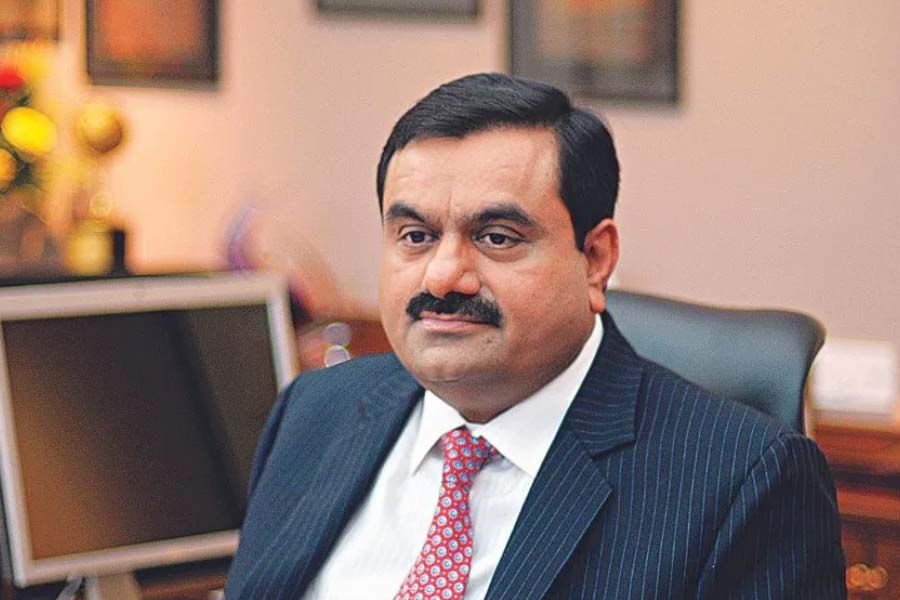 Kenyan court has issued a temporary injunction halting Adani 