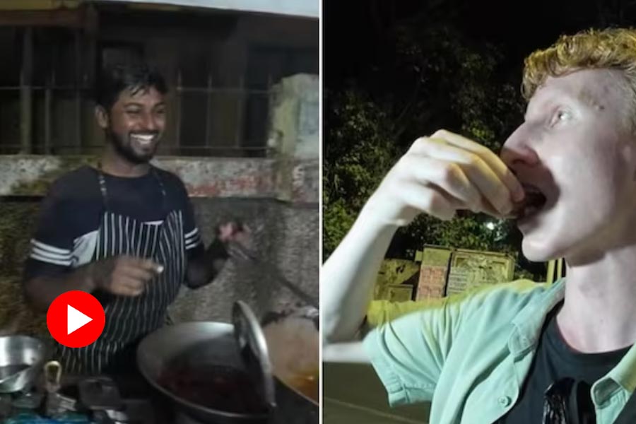 Video of Indian PhD student running street food stall in Chennai