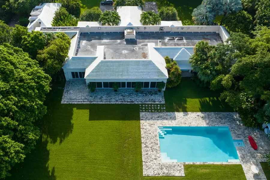 Jeff Bezos was the buyer of Leo Kryss’s Miami Beach mansion 