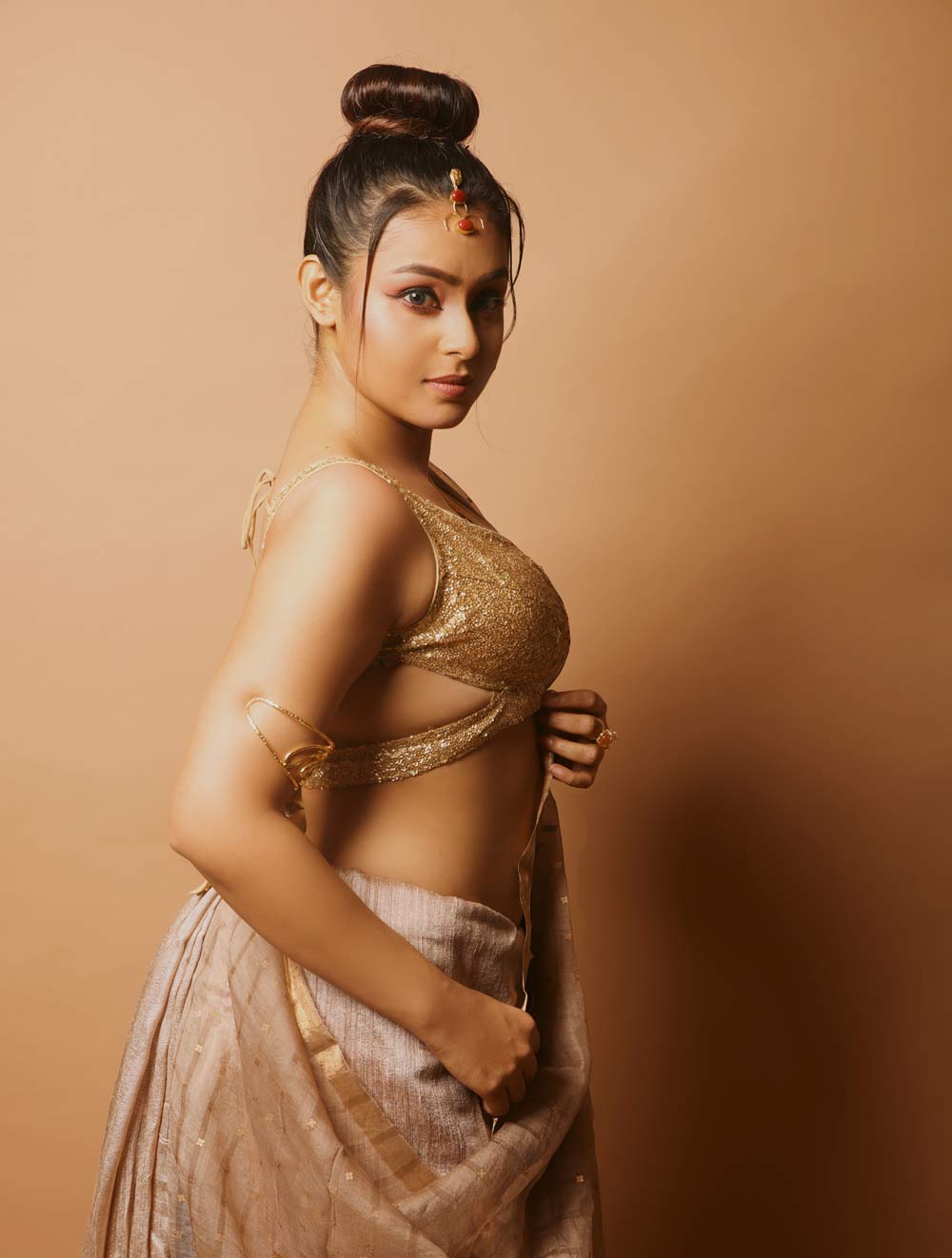 actress Mokksha shares her puja plain with ananda utsav