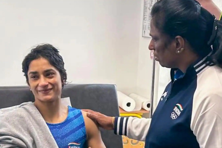 Picture of Vinesh Phogat and PT Usha