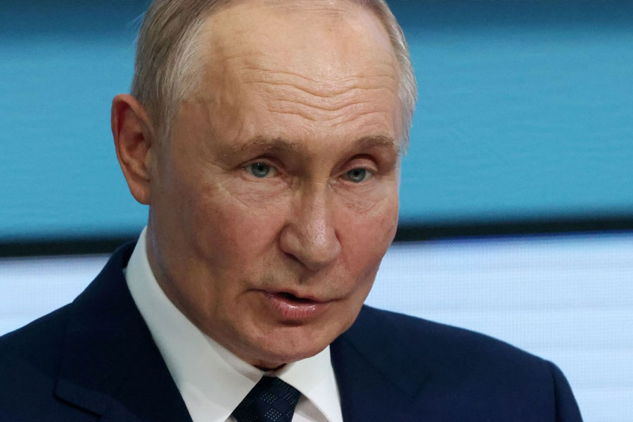 Vladimir Putin has warned NATO alliance leaders 