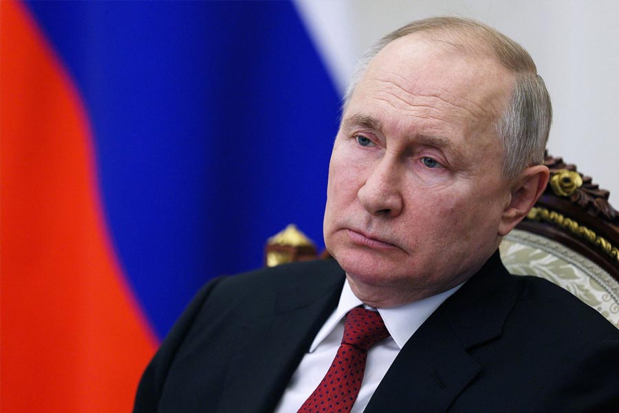 Vladimir Putin has warned NATO alliance leaders 