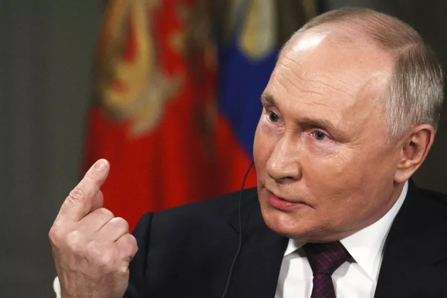 Vladimir Putin has warned NATO alliance leaders 