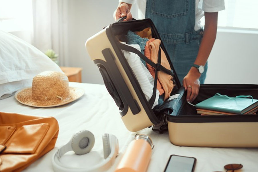 From books to charger, dress, things people have left behind hotel rooms